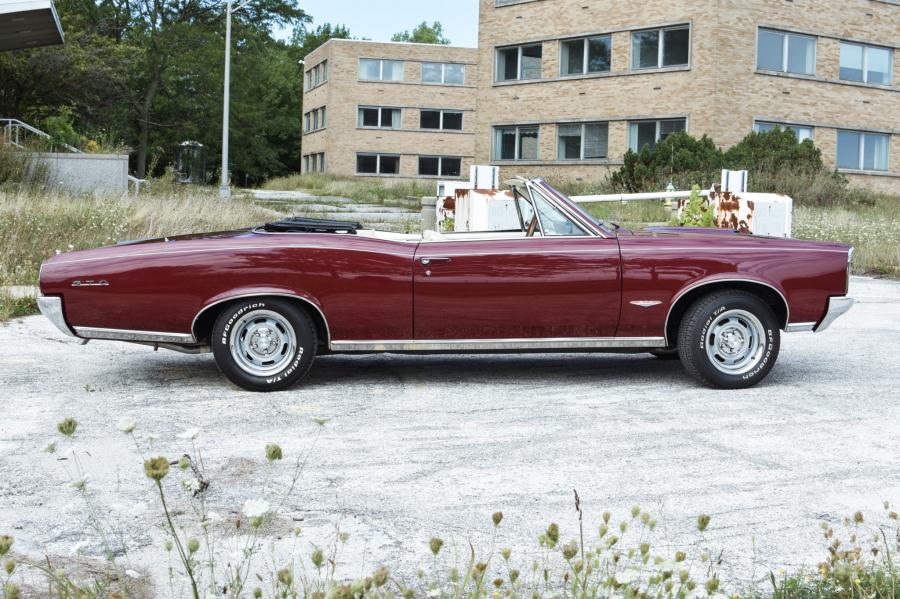  Pontiac Tempest GTO Convertible 1966 года  (фото 18 из 83)